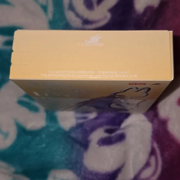 Pop Mart Pin for Love Pendant - Letter K - Picture 6 of 7